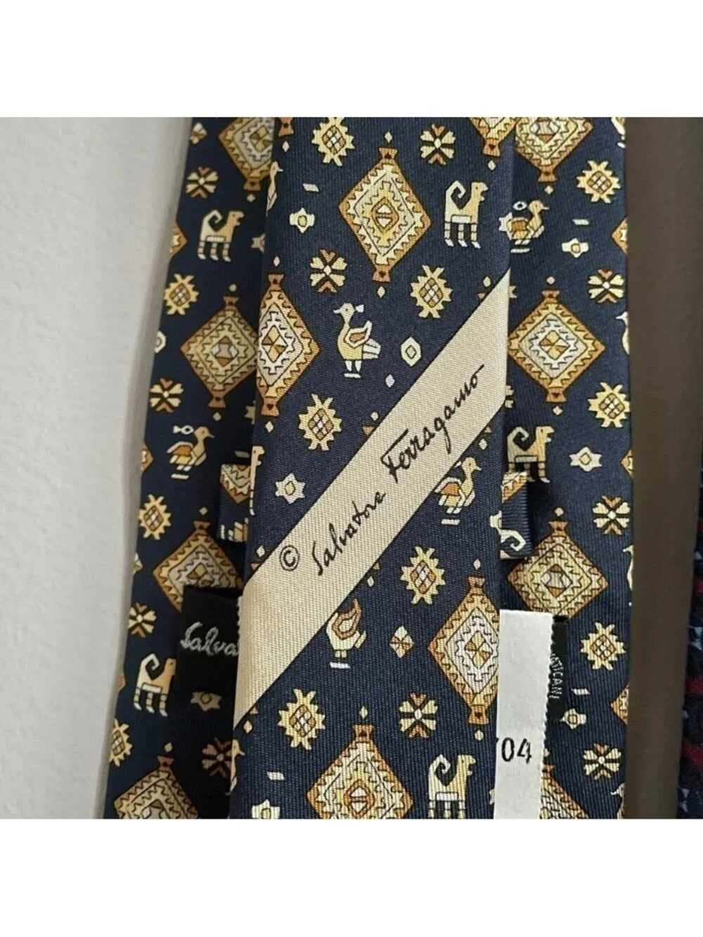 Salvatore Ferragamo Blue / Gold Animal Paisley Silk Tie - NWTs, Italy 🇮🇹